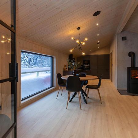 High Standard Cabin Close To The Fla City Center 외부 사진